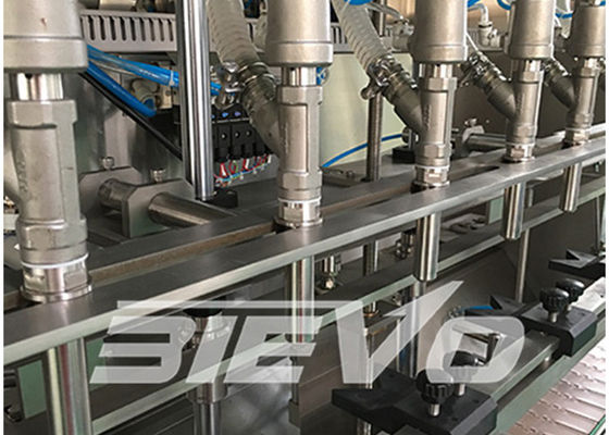 Stainless Steel 380V 45L Automatic Liquid Filling Machine